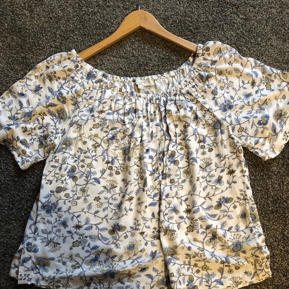 LOFT Tops - 𝅺LOFT top size M